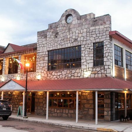 Hotel Cascada Inn Creel Eksteriør bilde